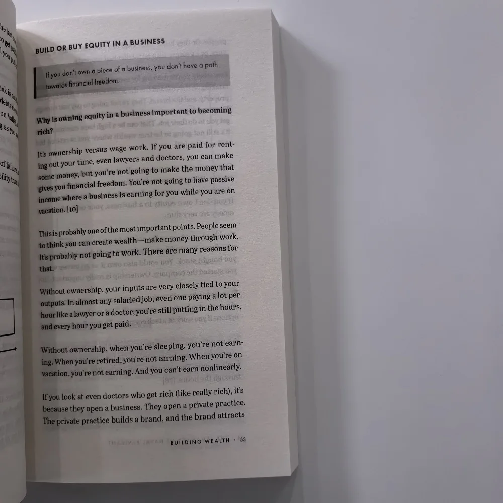 O Almanaque do Ravikant Naval, Um Guia para a Riqueza e Felicidade English Book