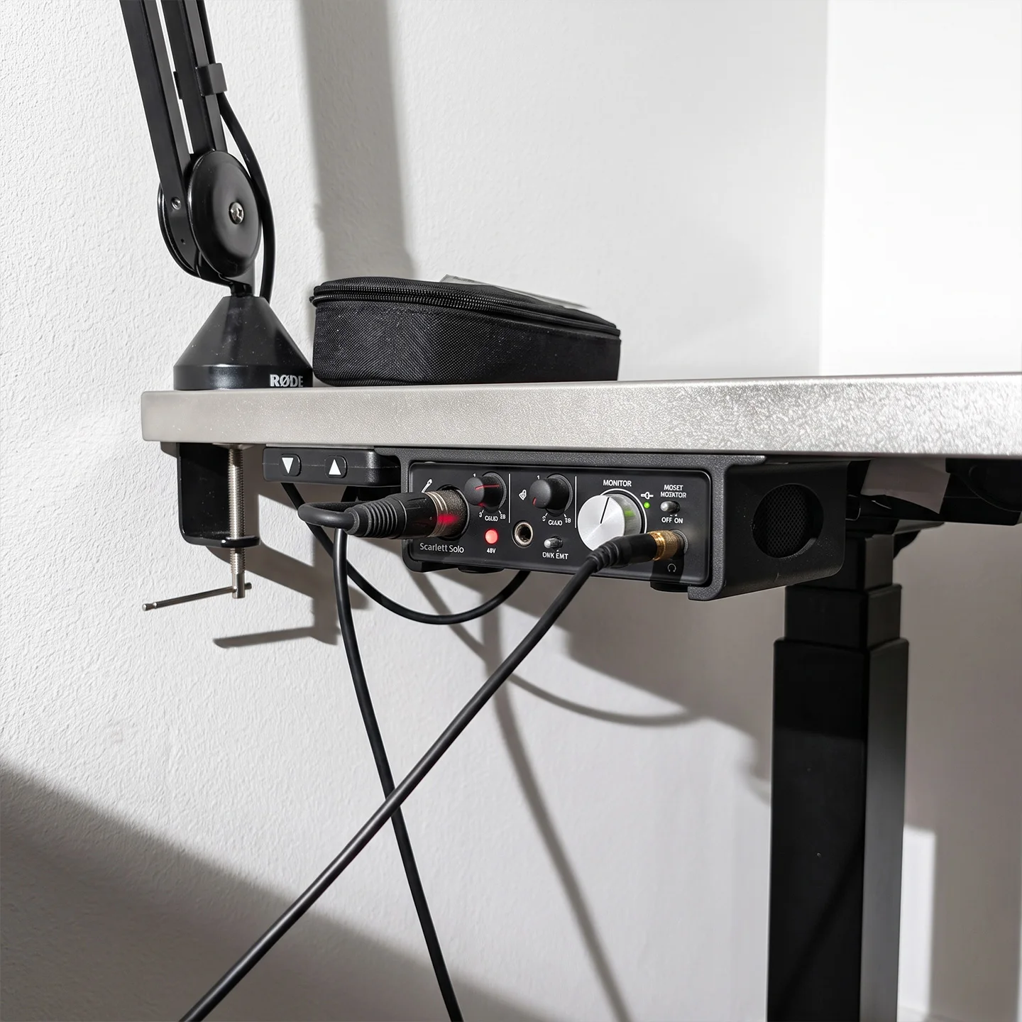 Accessories for Focusrite Scarlett Solo 2GEN Under-Desk Stand 2nd Generation