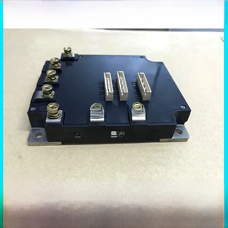 cm75ye13-12f-cm75ye13-12h-cm50ye13-12h-cm40ye13-12f-cm50ye13-12f-cm40ye13-12h-module-igbt-nouveau-et-original-en-stock