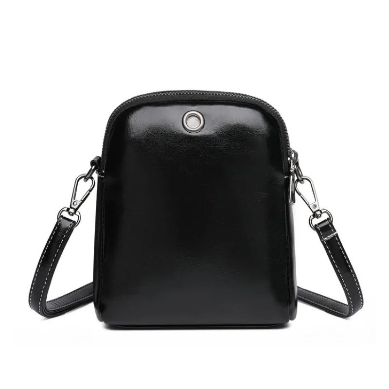 

Ladies Crossbody-Bag Crafted From Fine Leather Featuring Trendy Design And High-End Commuter Timeless Style​