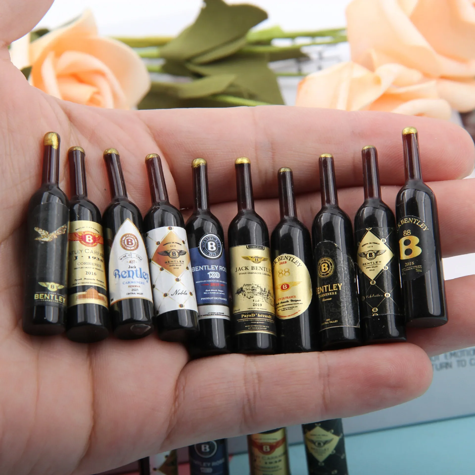 Dollhouse 10pcs Mini Whisky Wine Bottle 1:12 Drinks Miniature Home Kitchen Bar Model Decoration Doll Accessoires Home Decor