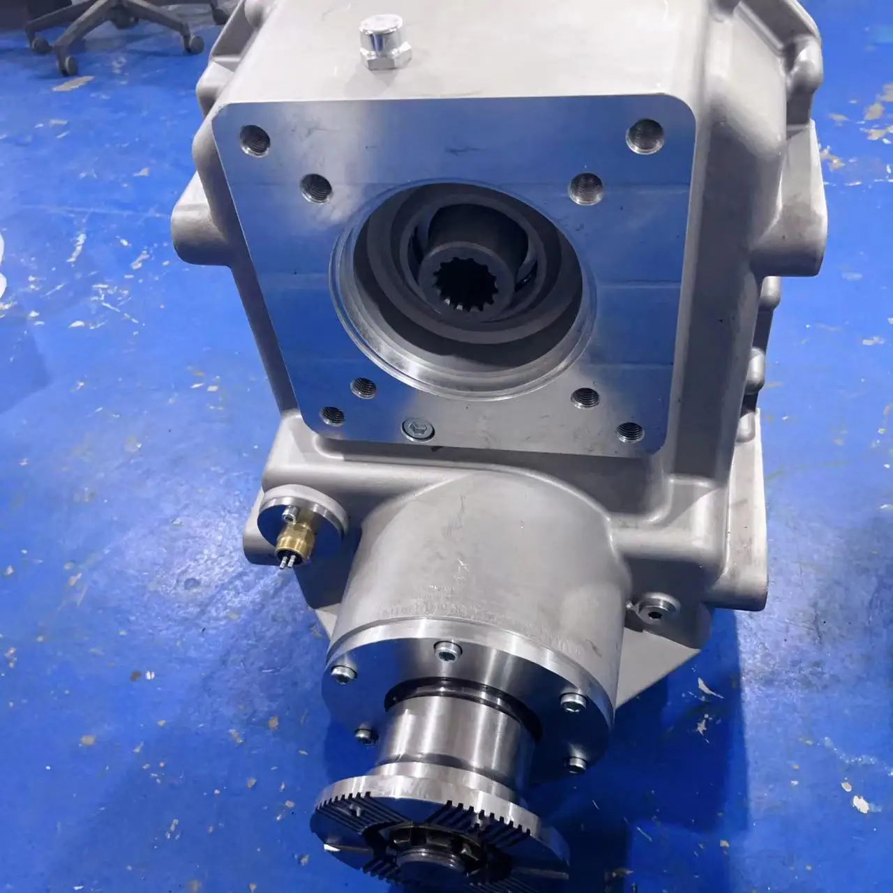 High-Quality Concrete Pump Truck Transfer Box Assembly A810103012003 - Any Pump Truck Parts