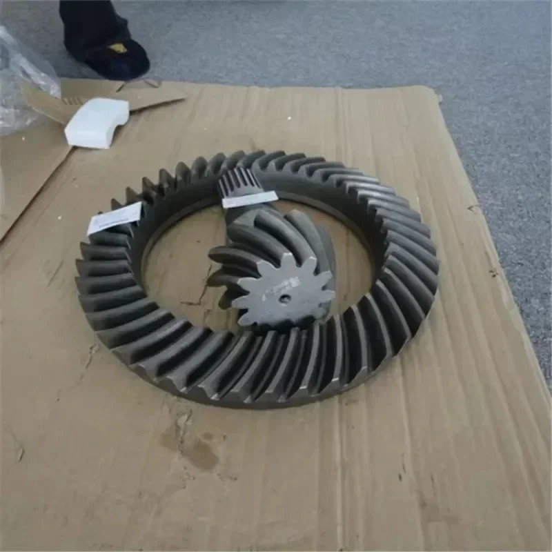 Construction Hinery Parts Crown Wheel And Pinion Bevel Gear