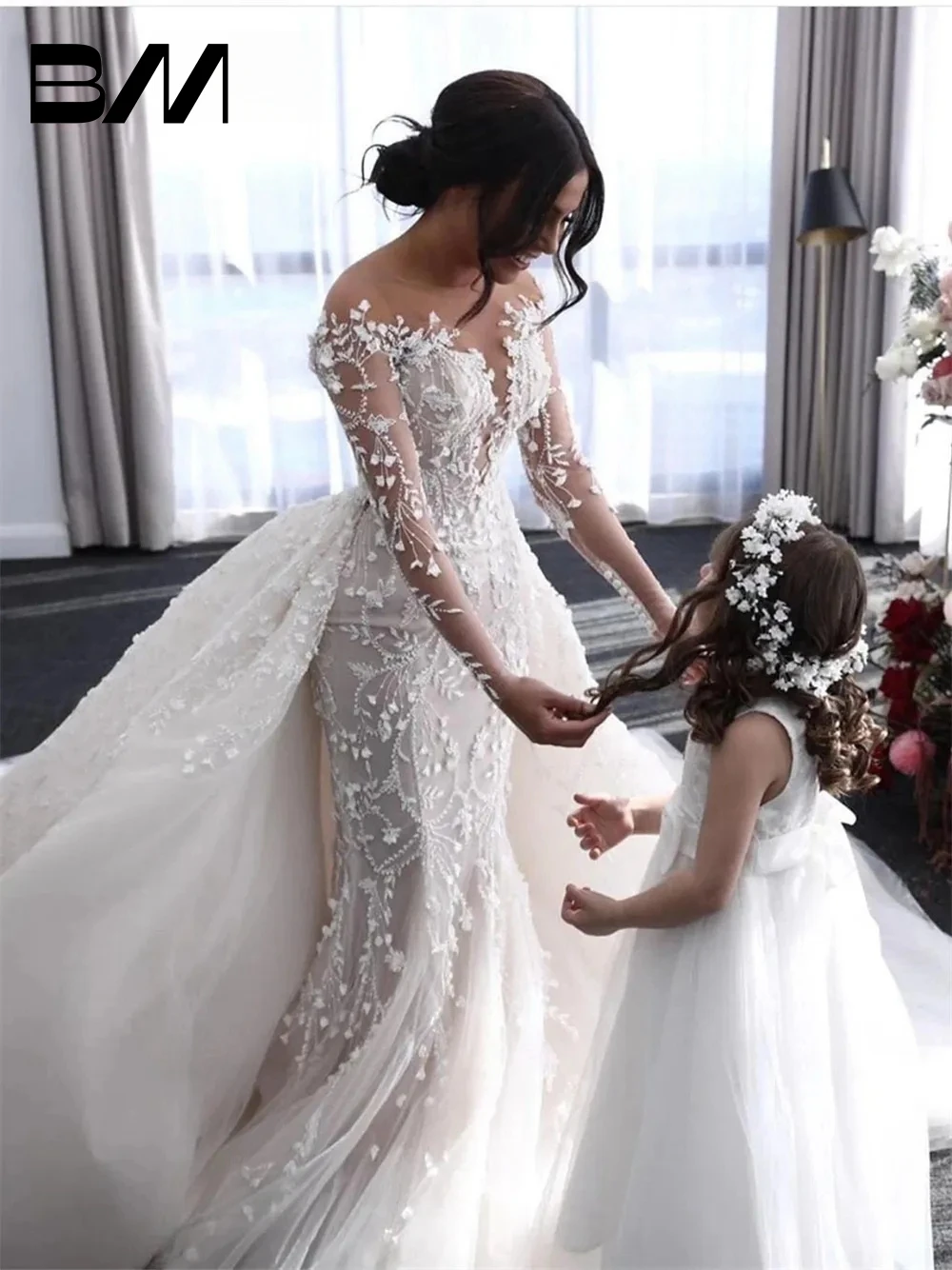 Arabic Long Sleeve Wedding Dresses With Detachable Train Lace Appliques Romantic Bride Dress Vestidos De Novia Robe De mariee