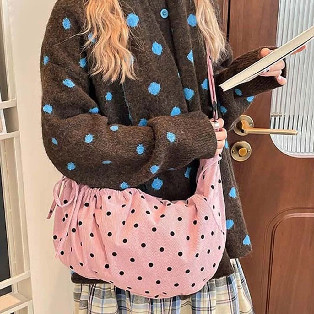 

Сумка-пельмень с плиссированными лямками и принтом в горошек, большая вместимость, с милым бантом, через плечо, легкая, из полиэстера