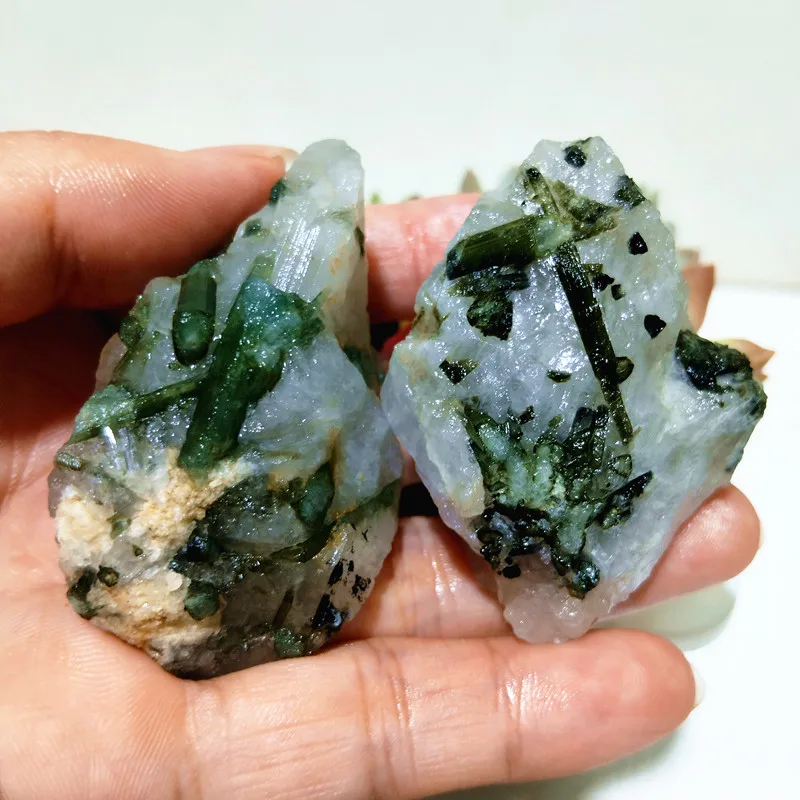 

Natural Watermelon Verdelite Raw Ore Crystal Stone Mineral Specimen Gems Spiritual Meditation Exorcism Feng Shui Home Decortion