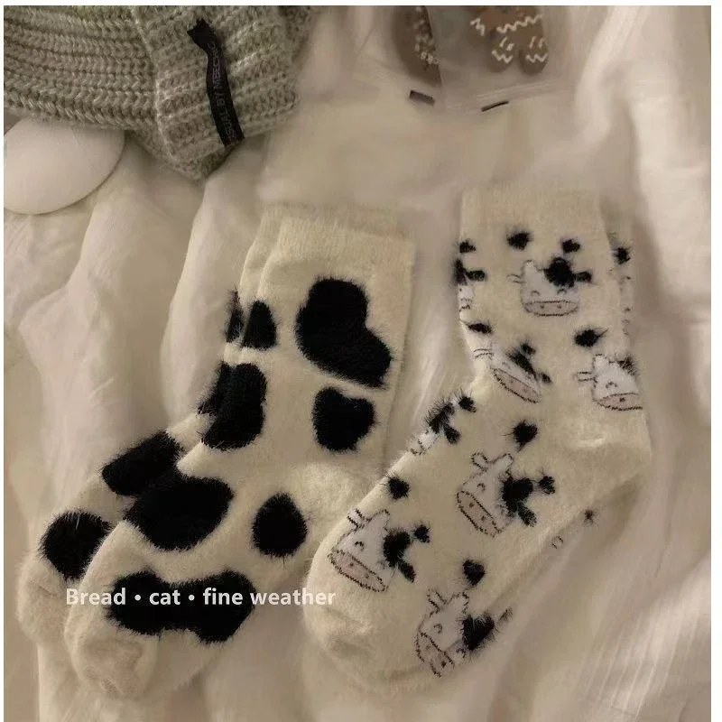 Milk Cow Autumn Socks Women Kawaii Thicken Cashmere Middle Tube Socks Sweet Girls Soft Warm Korean Outwear Floor Wear Socks New