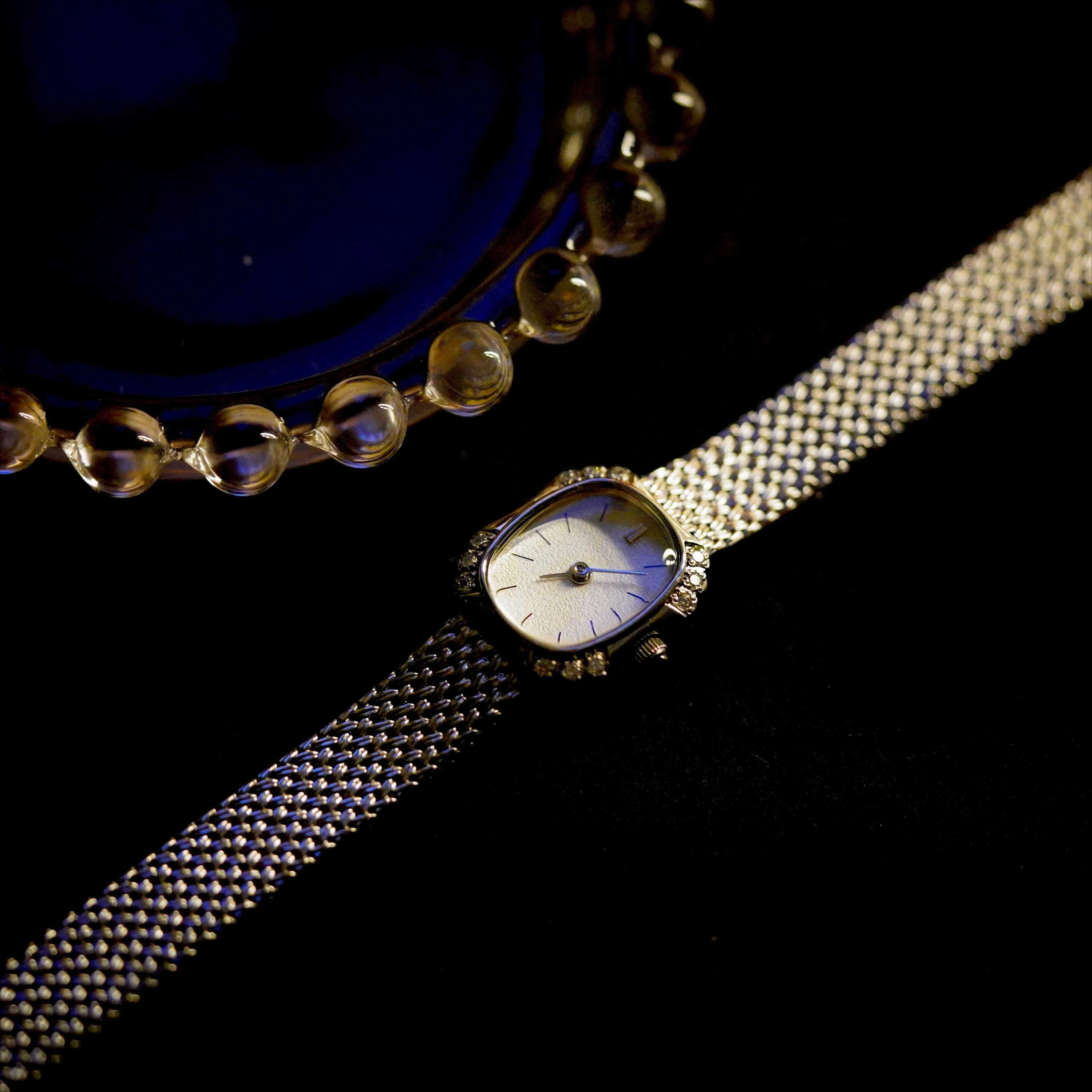 2025 new 18k gold-plated women's watch luxury Retro diamond ellipse Vintage Japanese quartz movement High Quality