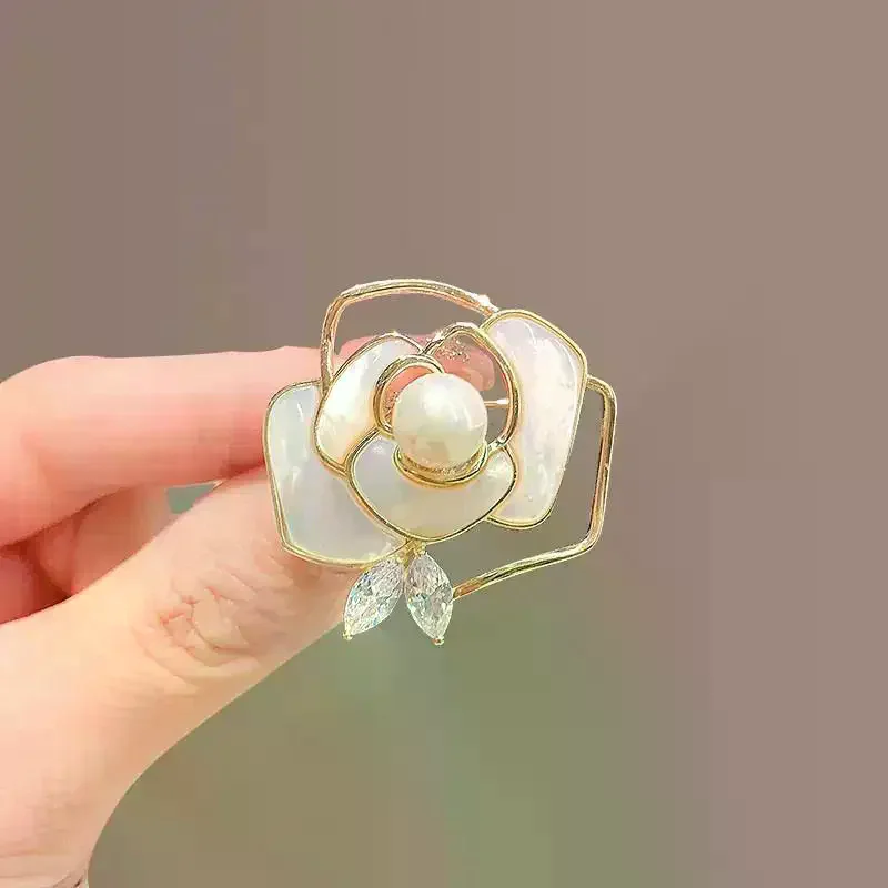 1/2 قطعة كاميليا اللؤلؤ بروش شارة الحداد جنازة الصدار دبوس الراقية الفرنسية الملابس الأنيقة وشاح اكسسوارات بروش هدية