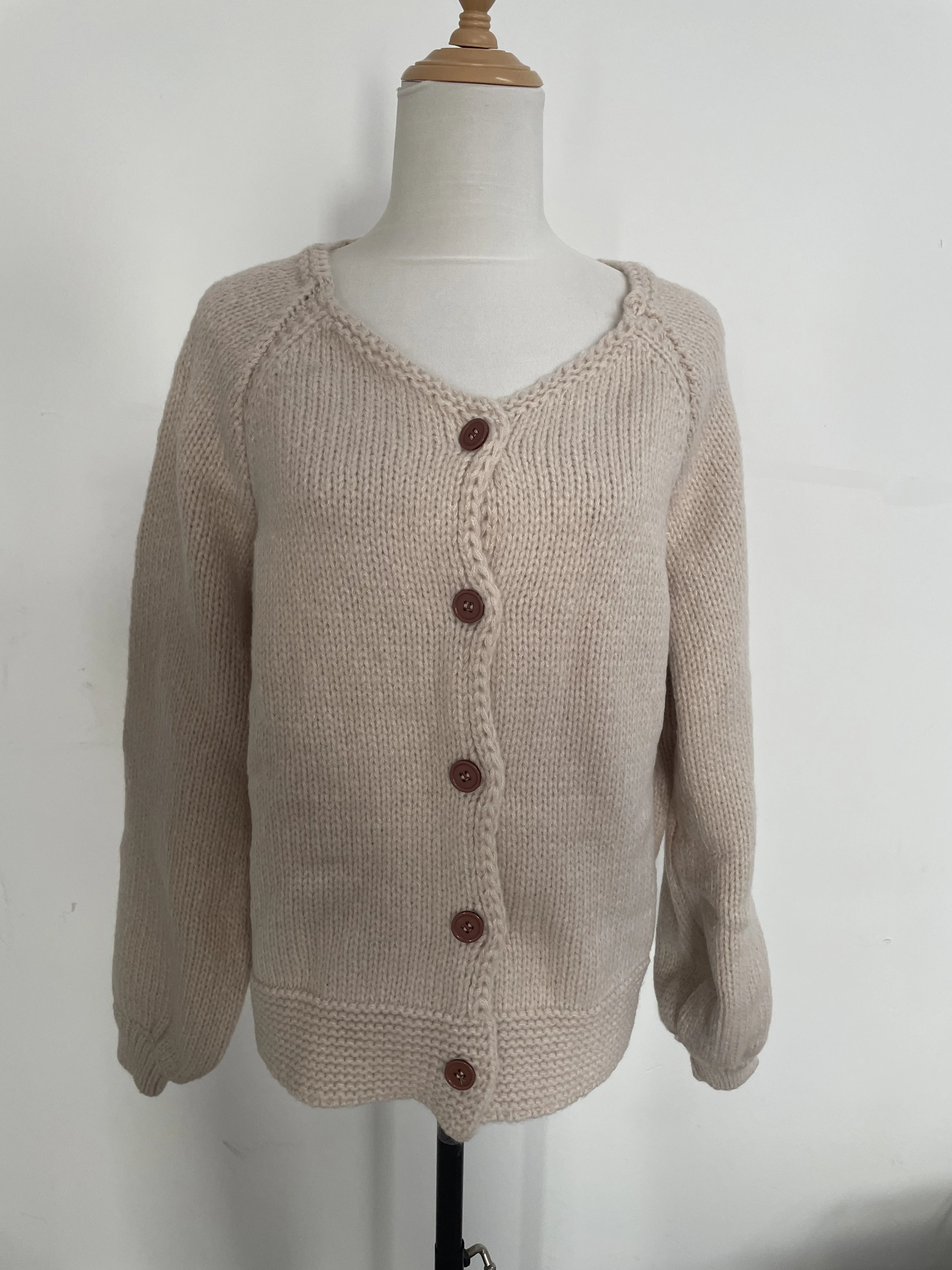 

YYAHAS абрикосовый цветной свитер, вязаный кардиган, ранняя осень 2023, новый высококачественный универсальный утягивающий топ, женская одежда