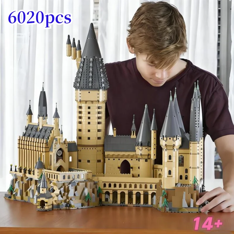 

Новинка: Набор классических строительных блоков «Замок» с подсветкой, 6020 деталей, модель 71043, для сборки городской сцены, подарки на день рождения