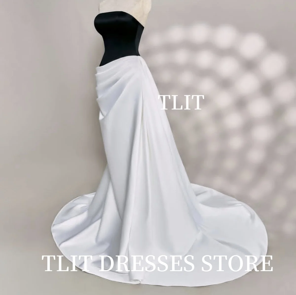 TLIT Elegante Abendkleider aus Seidensatin in Kontrastfarbe, maßgeschneidert, فسات Pre® – Drapierte, trägerlose Ballkleider mit Hofsweep