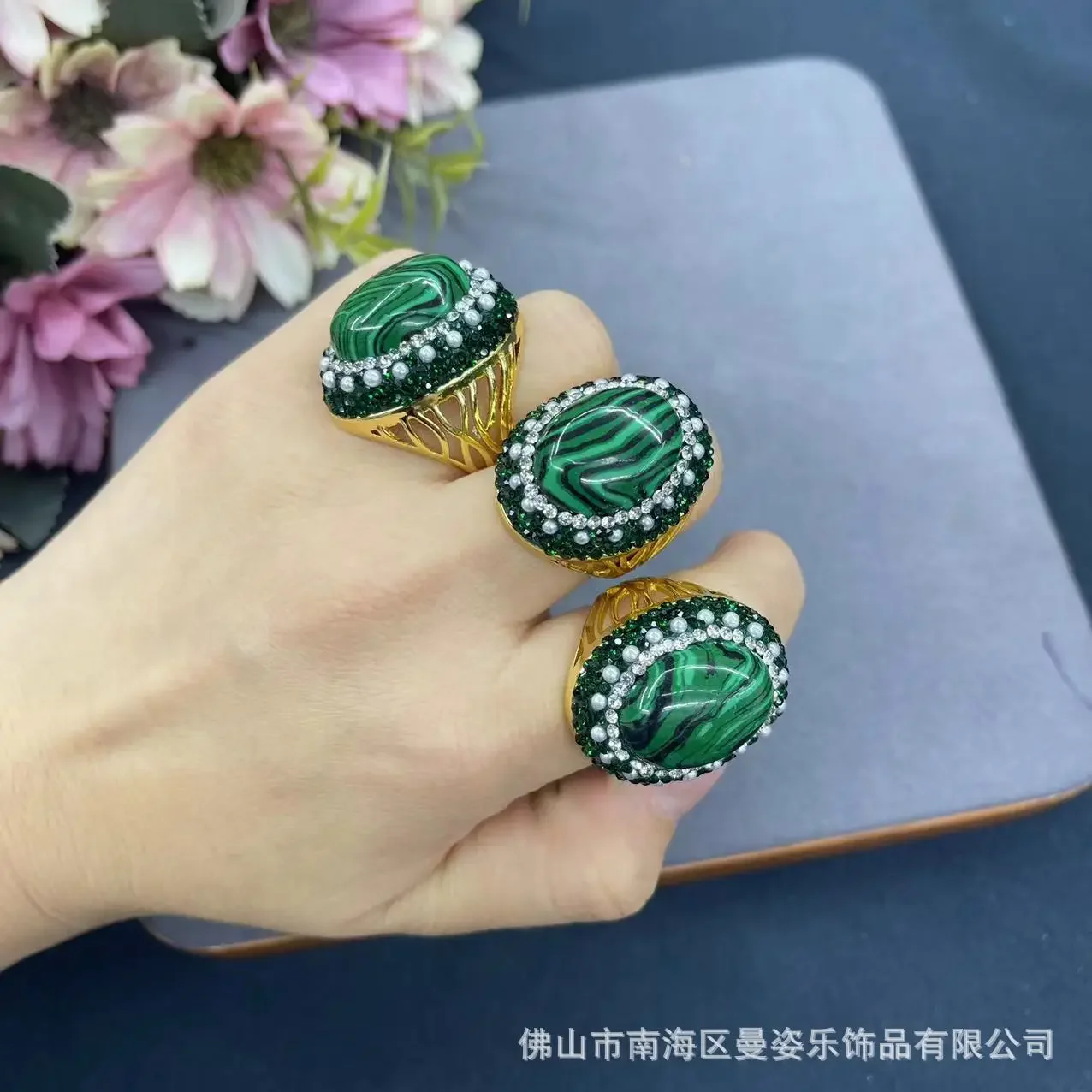 Autumn and winter new malachite inlaid pearl live high drag ring, romantic French vintage popular jewelry