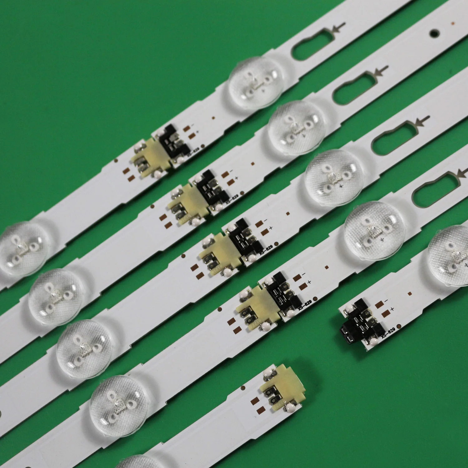 LED strip for UA40JU5900 UA40KU7000 UA40JU5920 UA40JU6000 UA40KUF30E UA40MU6100 UE40KU6100 UN40JU6000 CY-GK040HGLV4H BN96-34707A