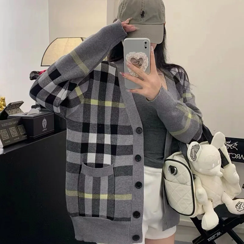 Autumn Winter New Grid Striped Knitted Cardigan Fashion Casual Pockets Sweaters Women Clothing Vintage Loose V-neck Tops