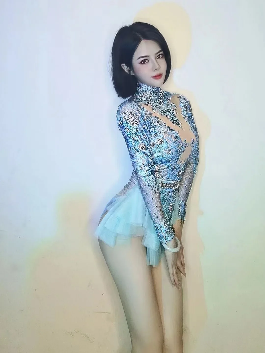 Damskie body z niebieskimi, błyszczącymi dżetami, długie rękawy, seksowna gaza, na imprezy w klubach nocnych, studniówki, do tańca na rurze, dla DJ-ów, na scenę, kostiumy dla drag queen.