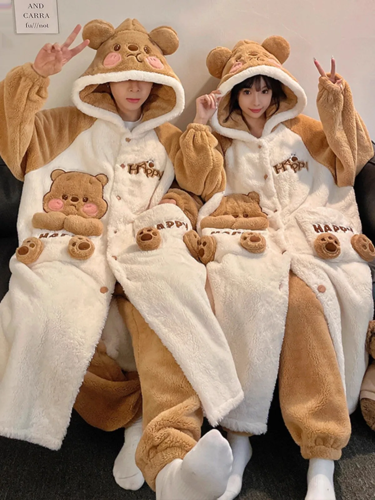 새로운 원피스 또는 투피스 만화 캐릭터 커플 파자마 코랄 벨벳 겨울 패딩 후드 로브 세트 따뜻한 홈웨어 남녀 공용