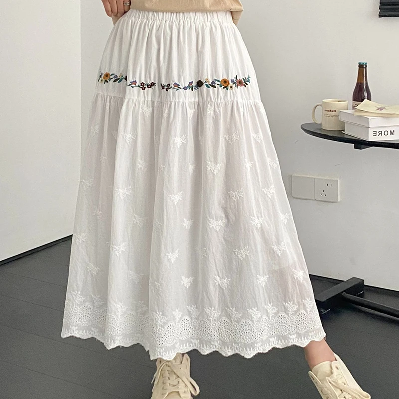 

Summer Women New Floral Embroidery Cotton Fresh Breathable Half Skirt White Beige Color Female Casual Sweet Skirts U300