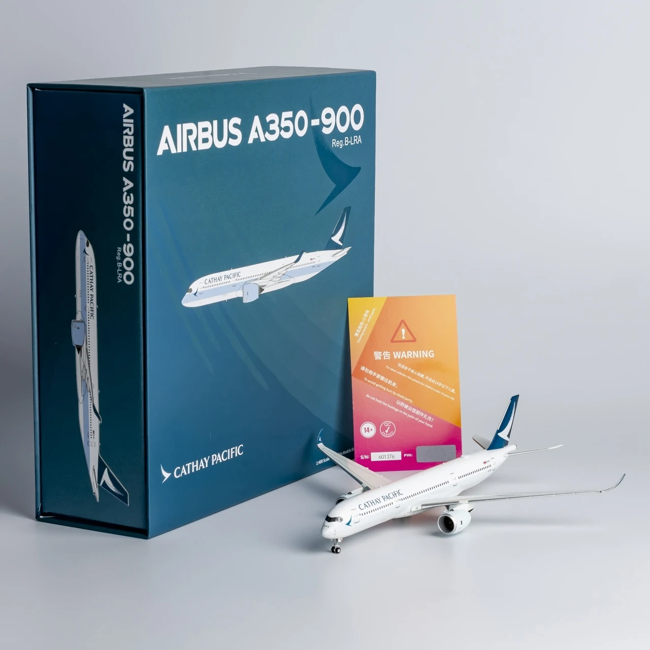 39076 Alloy Collectible Plane Gift NG Model 1:400 Cathay Pacific Airbus A350-900 Diecast Aircraft Jet Model B-LRA