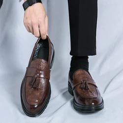 Mens Casual Leather Shoes Slip on Soft Loafers Non Slip Breathable Driving Flats Summer Walking Office Work Shoes Mocassin Homme