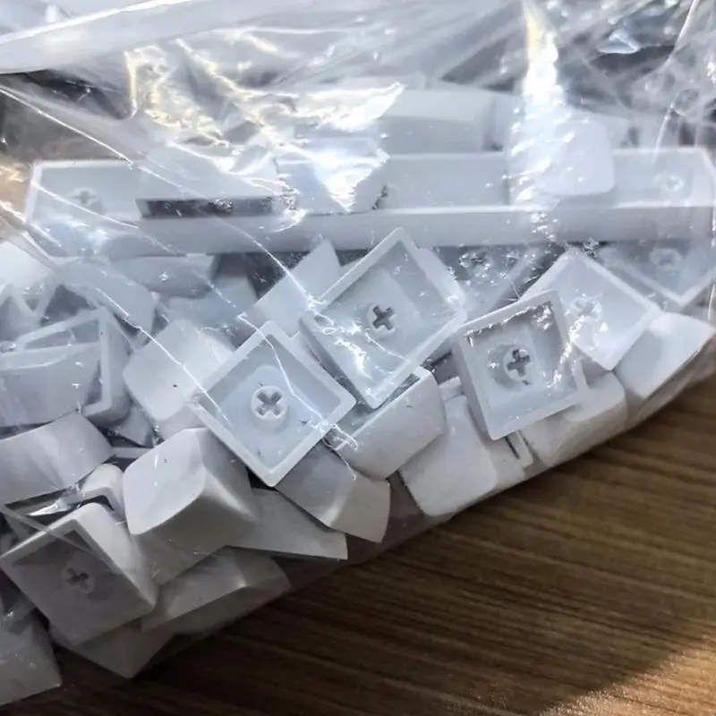 Keycap blanc C90F 104 LETTEURS KEYCAP PBT pour les claviers mécaniques