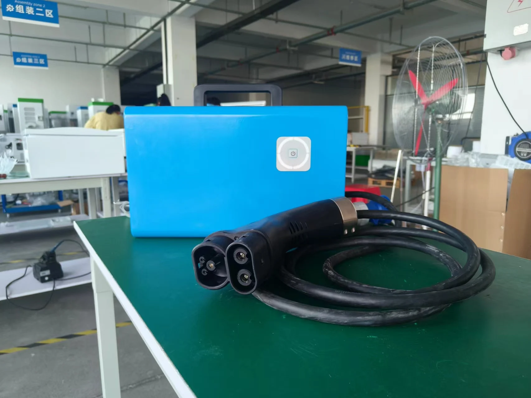 

Movable Fast Wholesale 7kw Ccs Ev Car Cable Portable Ev Charging Station CCS2 Dc Rapid Charger for Electric Car CCS1