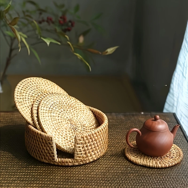A set of 6 handmade woven rattan coasters can be used as insulation pads and heat-resistant kitchen tea drinking utensils pads