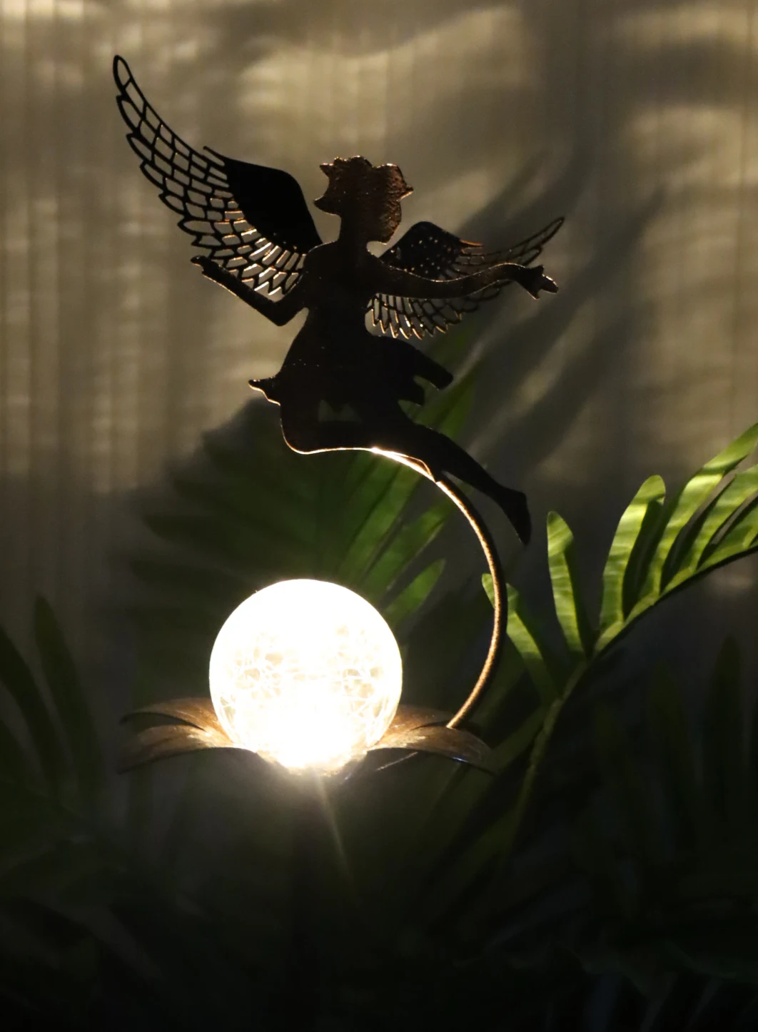 luzes-solares-de-metal-com-acabamento-vintage-decoracao-noturna-para-jardim-e-quintal