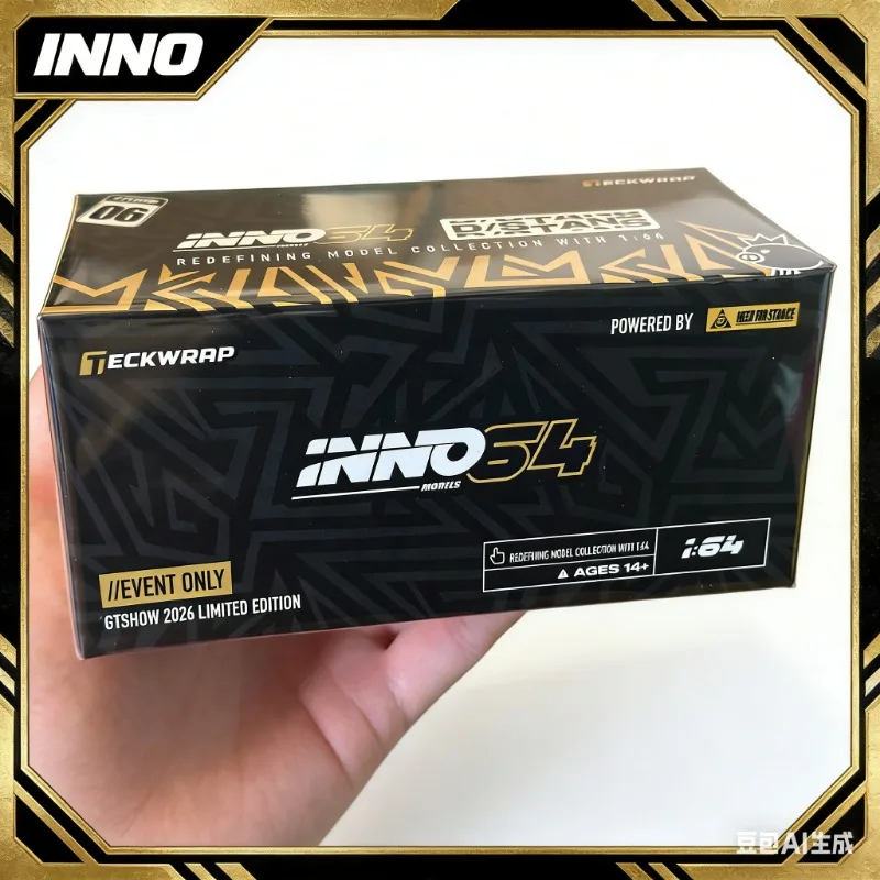 

2026 GT SHOW VIP Limited Edition INNO MODELS 1:64 GTR R32 от Ю Вэньле + Памятный выставочный номерной знак