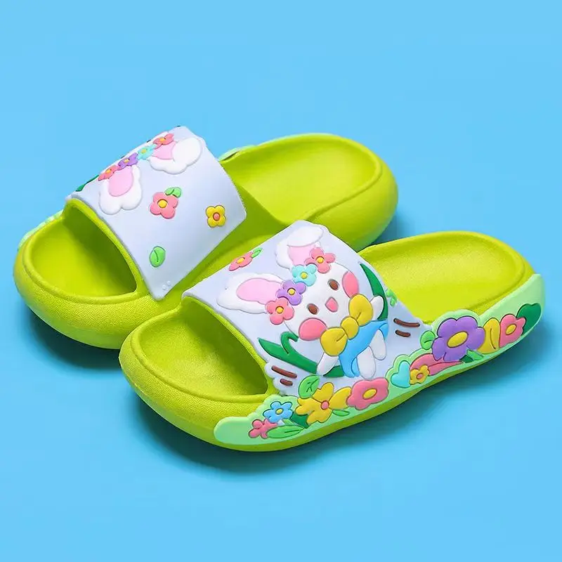 Zapatillas informales de dibujos animados de una palabra para niños, zapatilla de baño antideslizante de suela suave para niñas, novedad de verano 2024