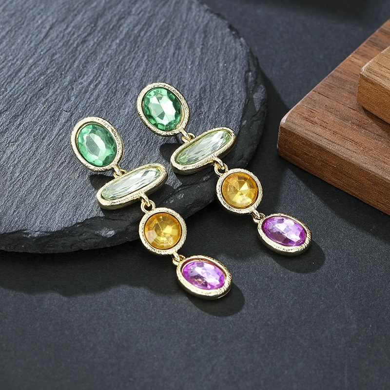 Mehrfarbige geometrische Tropfenohrringe für Damen, vergoldet, transparenter Kristall-Ohrring, modisch, für Hochzeit, Party, Alltag, Schmuck, Geschenk – Detail 4