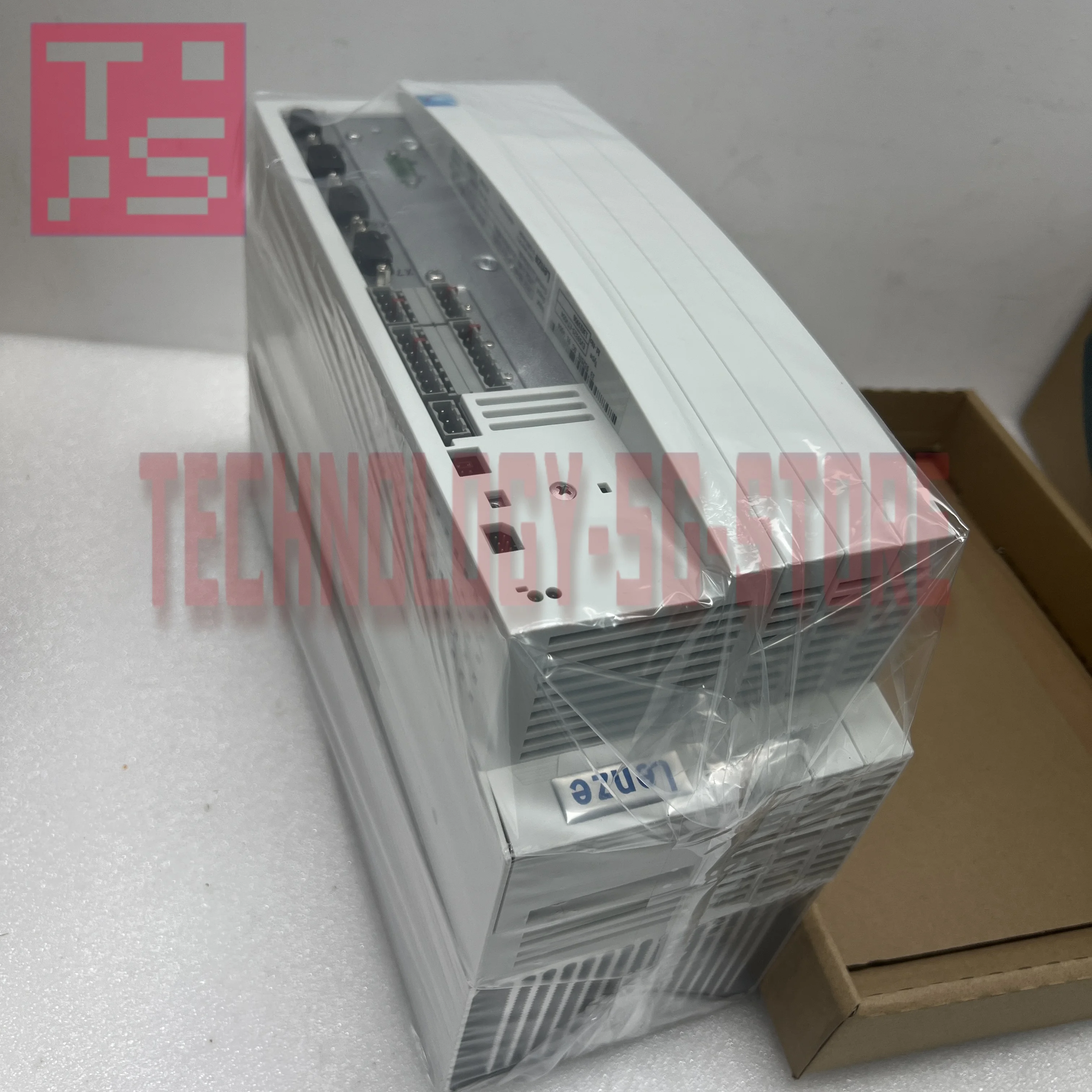 EVS9325-EKV004 EVS9325-ETV004 サーボドライバー 新品