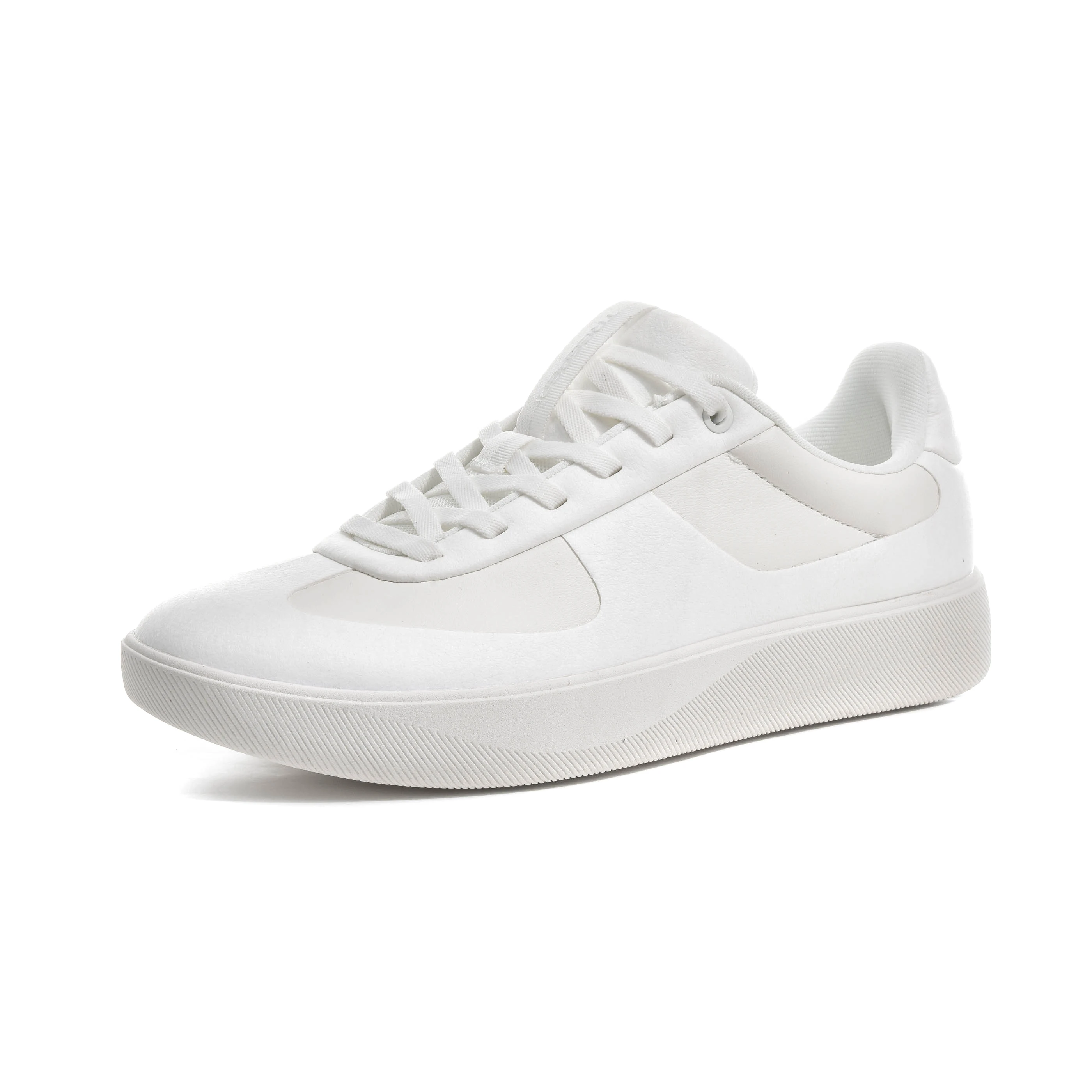 

Personalized Skateboarding Shoes for Women Men Non-Slip Casual White Couple Sneakers