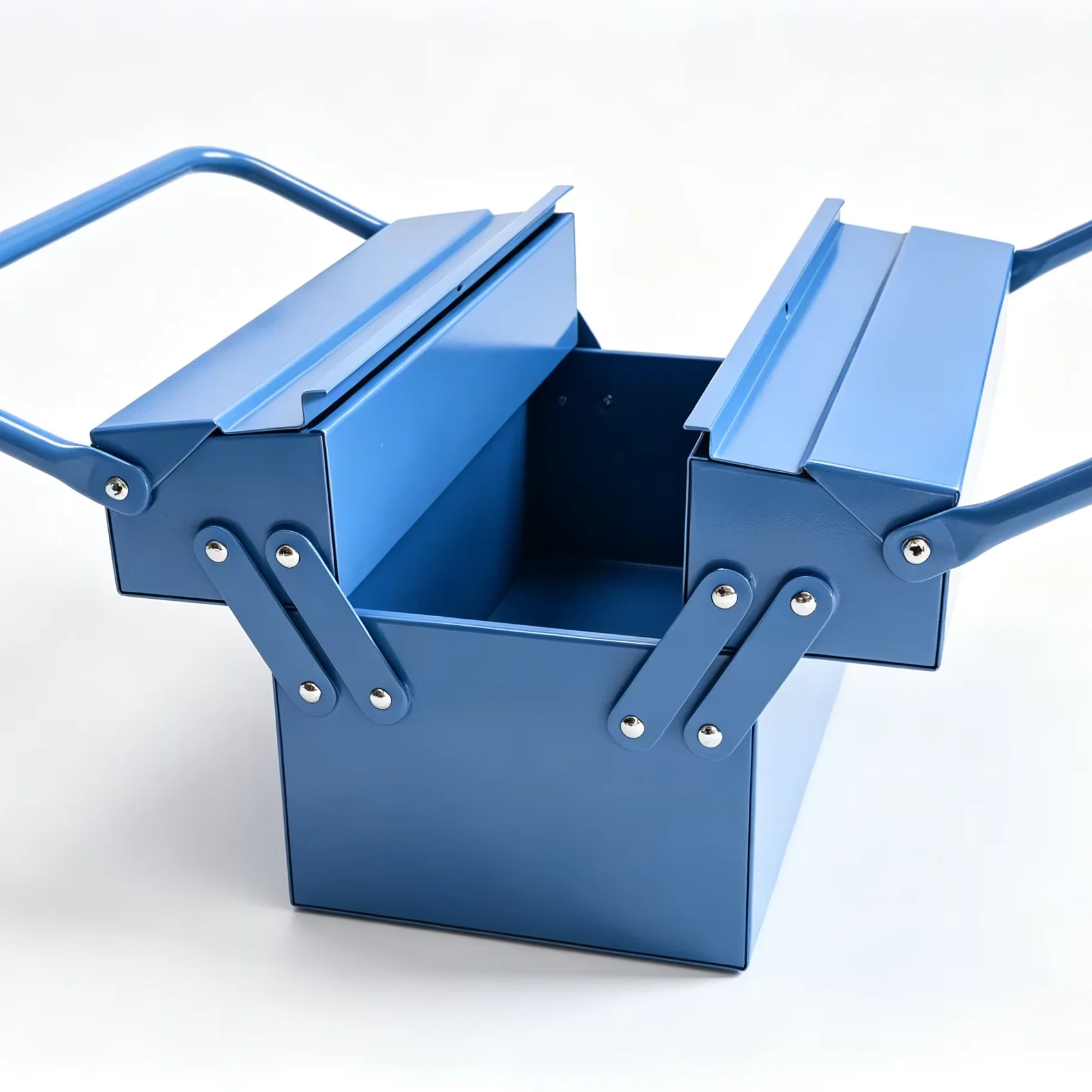 a forCantilever Aluminum Tool Box Multi Tray Folding Waterproof Self-locking Design 3 Compartments Custom Sheet Outdoor Tool