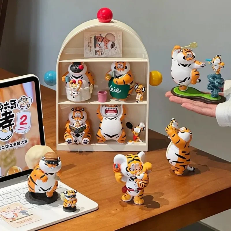 

Panghu V2 Loving Father Faithful Son Series Blind Box Cute Mystery Surprise Bag Doll Ornament Model Birthday Gift Collection Toy