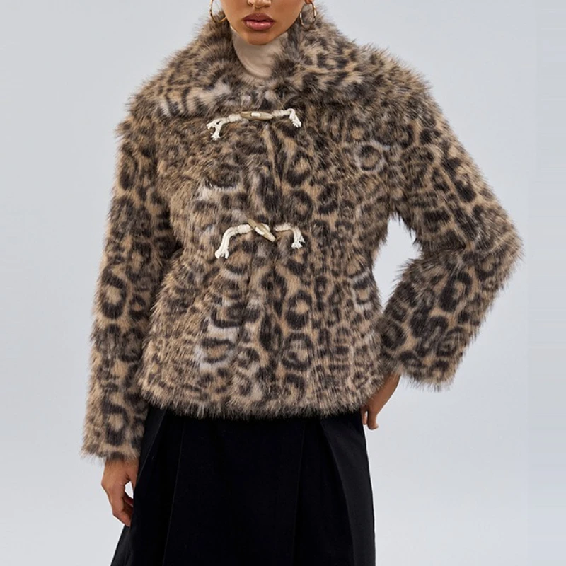 Abrigos de piel sintética para mujer, abrigo de manga larga con estampado de leopardo, grueso y cálido, ropa de calle Y2k, chaquetas elegantes de punto abierto 2025