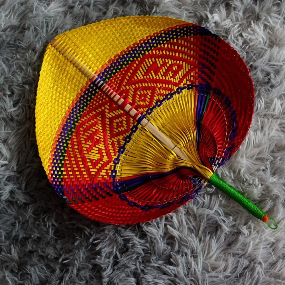 Handmade Colorful Bamboo Fan Heart Shaped Natural Straw Woven Fans Ethnic Style Chinese Style Rattan Fan Summer