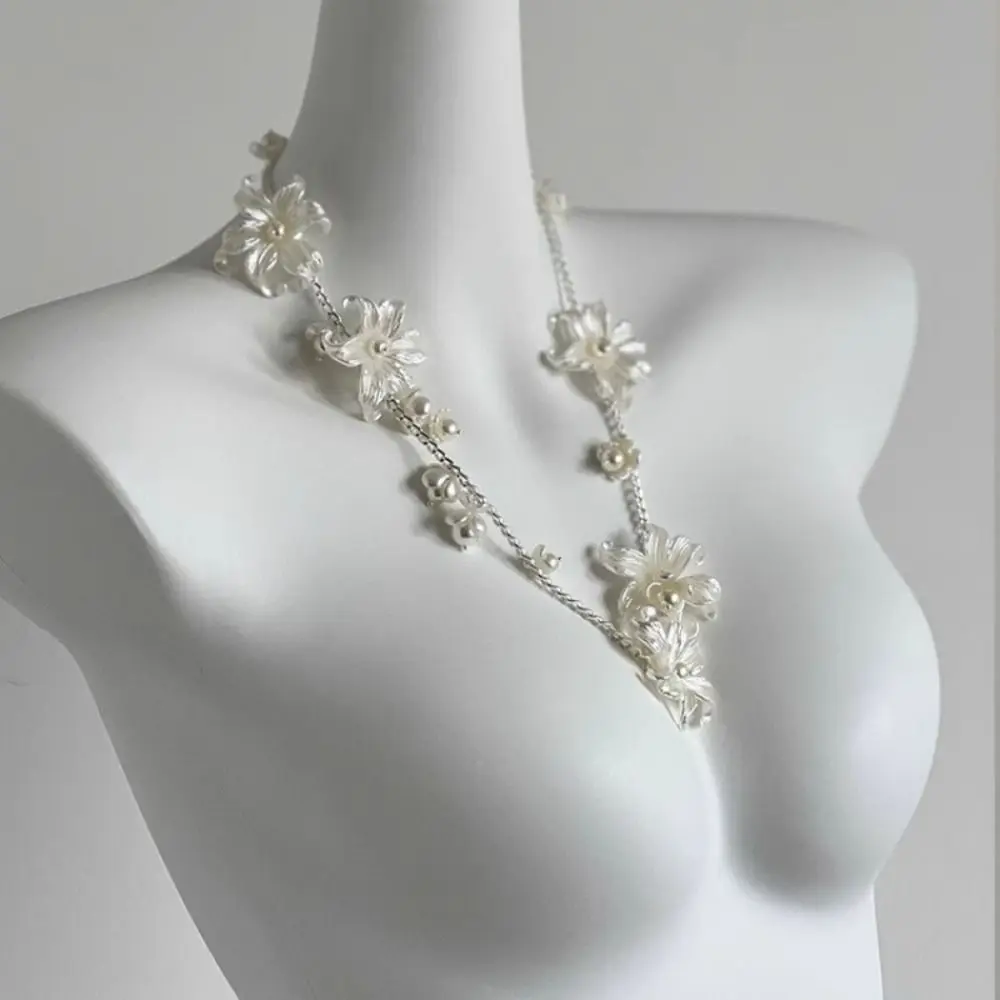 Catene in vita con perle eleganti alla moda Versatile catena floreale Boho per la pancia Accessorio per la vita Catena per fianchi da donna