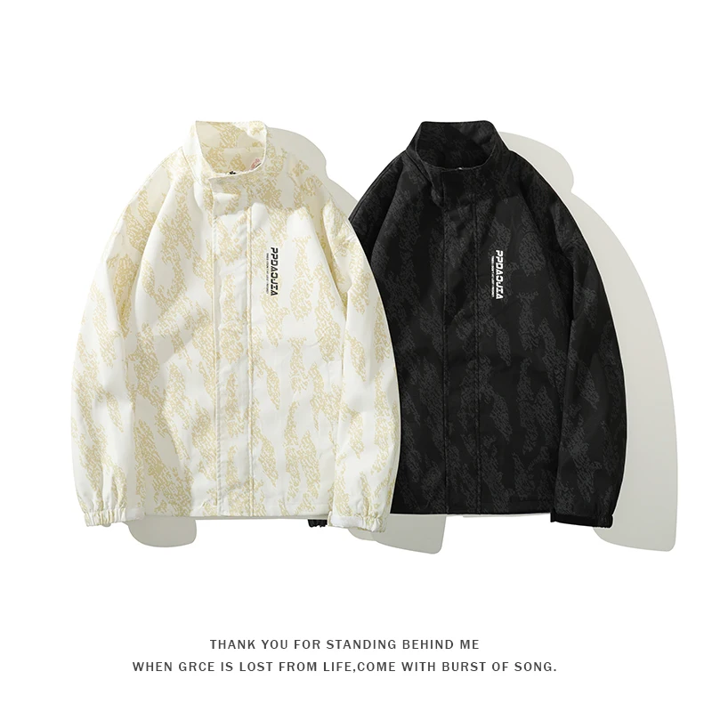 

Outdoor Men's Jaet Spring Autumn Loose Stand Collar Zipper Closure Breathable Couples Coat American Retro Print Design