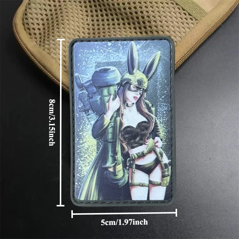 Parche táctico militar PVC con estampado mujer y velcro - imagen 3