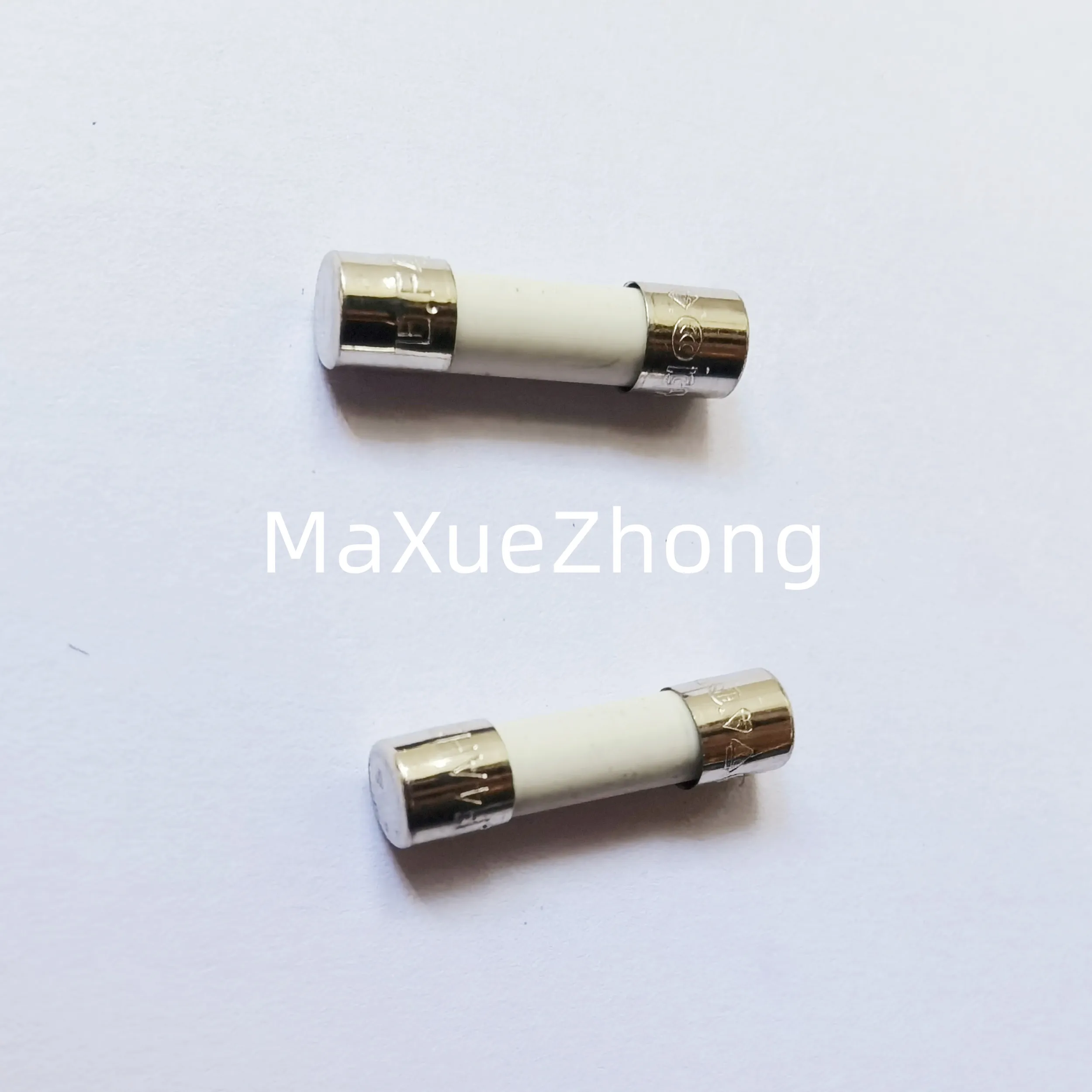 Original new 100% fever ceramic fuse tube 4A 250V F4AH250V 5*20MM