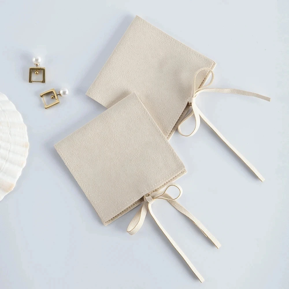 

Storange Packaging Pouch 8x6cm Wholesale Beige Microfiber Jewelry Ring Earrings Suede Envelope Bag with Rope Wedding Gift Party