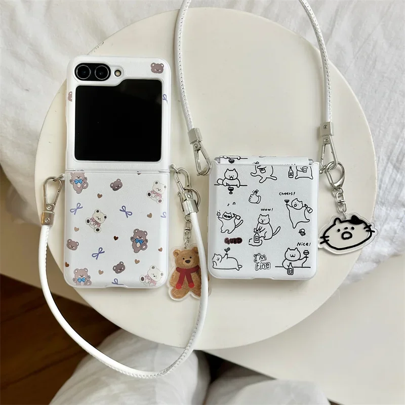 

Чехол для Samsung Galaxy Z Flip 7 FE 6 5 4 3, чехол с милым котом из искусственной кожи на запястье, чехол для Samsung Flip Z7 Z6