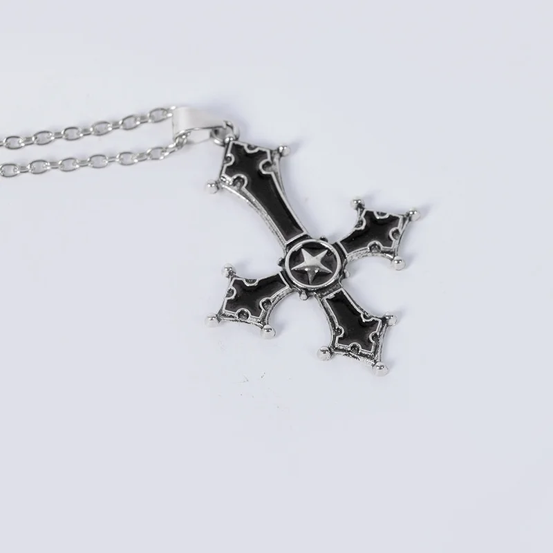 أزياء الهالوين التأثيرية لعيد الفصح بدلة كاهن يسوع الله مرحلة الأم نون أداء الإنتاج الصيني موضة الشتاء