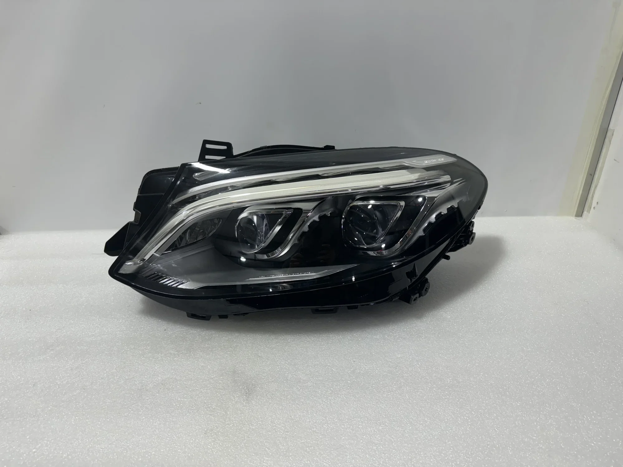 

Светодиодные фары GLE W166, высококачественные аксессуары для моделей Mercedes-Benz GLE350 GLE400 GLE450 2016-2018, автоматическое освещение автомобиля, обновление