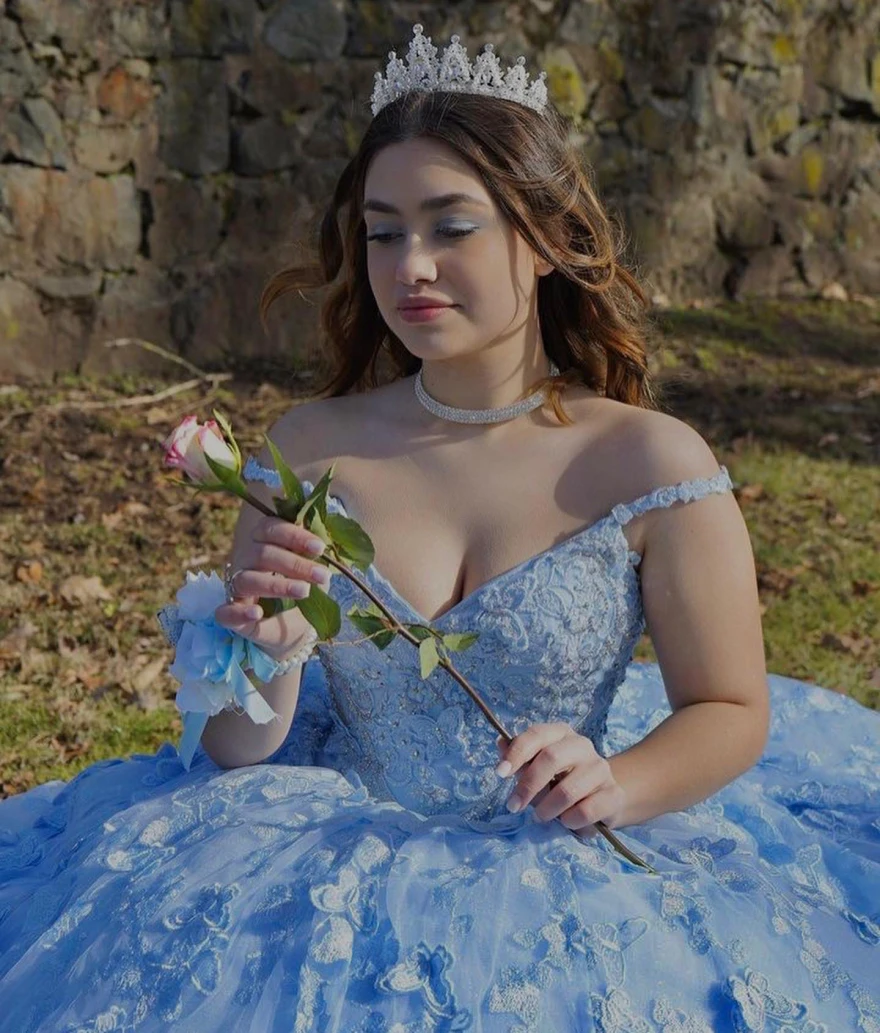 Lorencia-Vestido De quinceañera azul cielo De lujo, traje De baile De quinceañera con apliques De encaje con capa, dulce 16, De 15 Años, YQD69