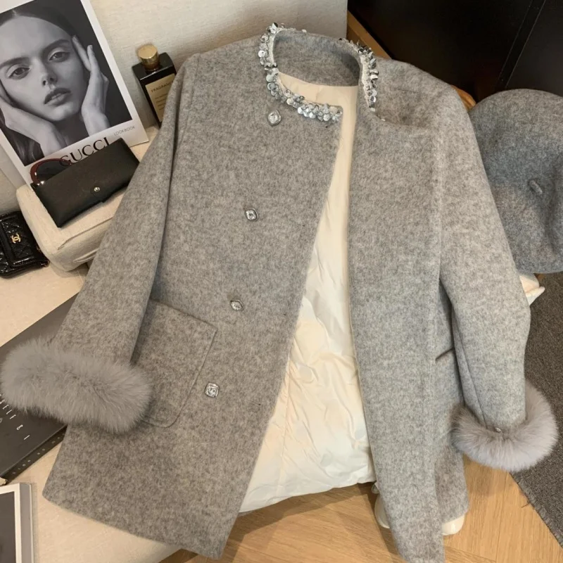 2025 Winter New Arrival: High-End Light Luxury Double Row Buttons With Sleeve Pockets And Drilled Pockets, Medium-Length Women'S