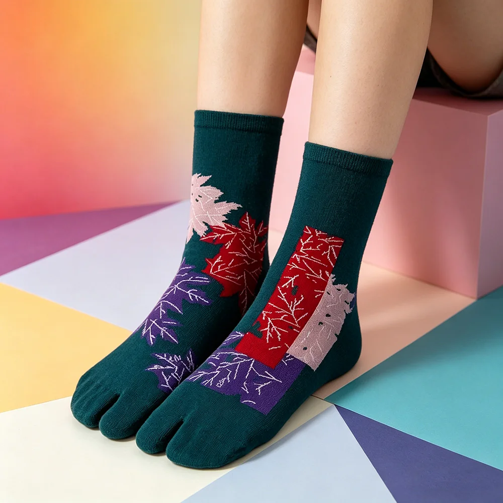 

Women Colorful Jacquard Two-Toed Socks Combed Cotton Soft Breathable Split Toe Socks Funny Chic Plants Leopard Striped Tabi Sock
