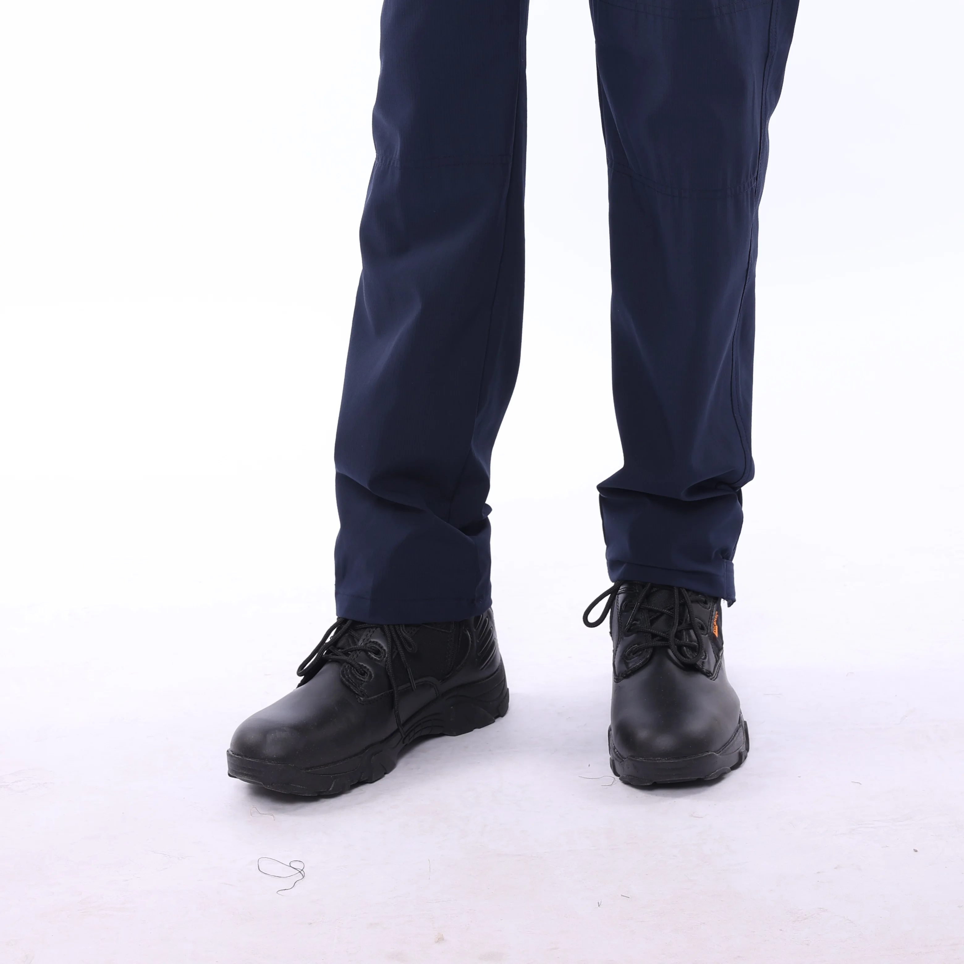 

Ботинки для взрослых из замши и кожи