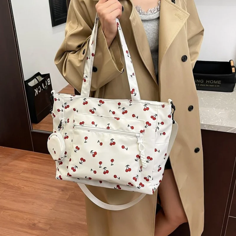 

Elegant Crossbody Handbag Leather Women's Bag High-End Luxury Famous Designer Classy Craftwork Vintage Commuter Bag​